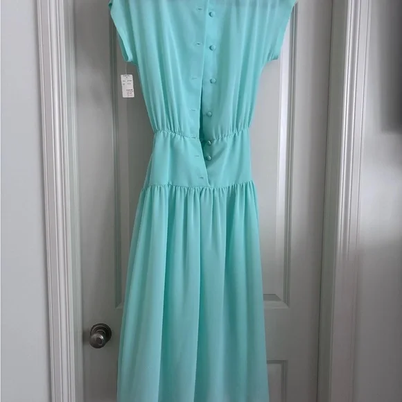 Elegant Vintage Aqua Pleated Dress - Picture 5 of 10